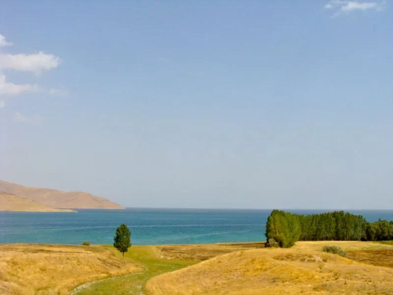 
Der Van-See ganz im Osten der Türkei - schon fast ein Meer
