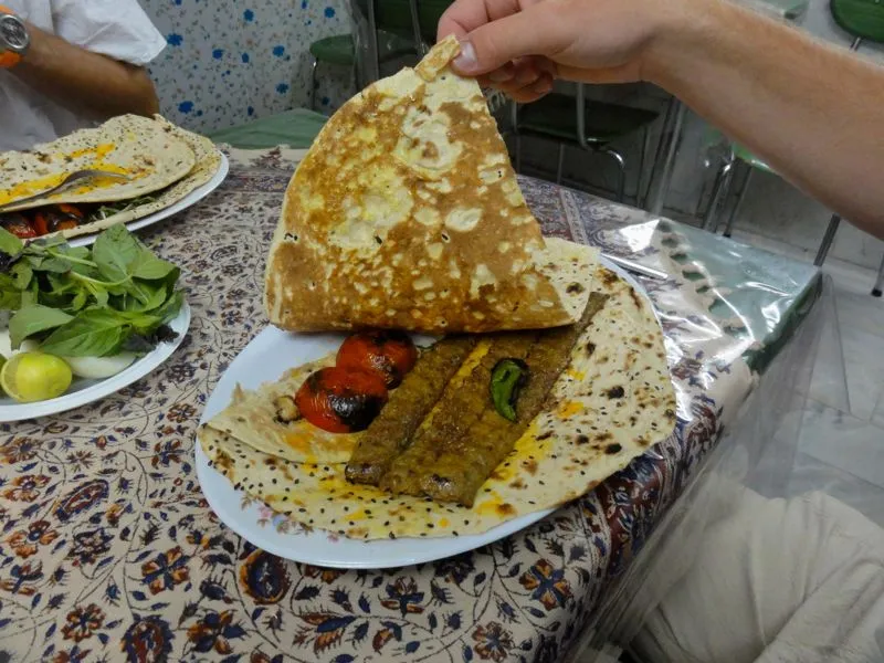 Superfeiner Kabab in einer Seitengasse in Esfahan