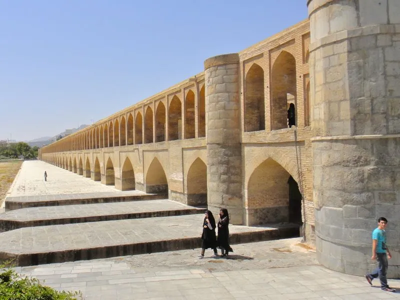 Eine der Brücken in Esfahan