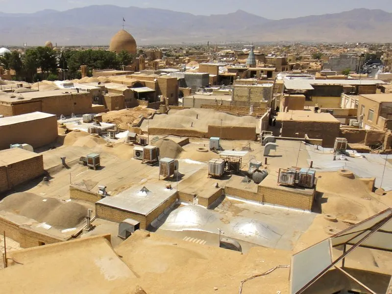 Auf dem Dach des Bazar in Kashan