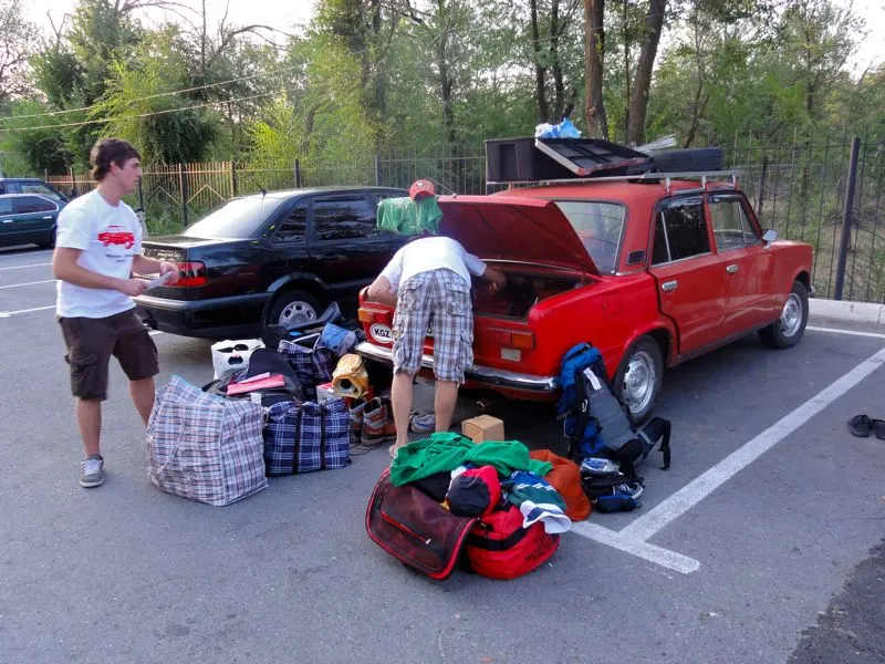 Packen am Flughafen Bishkek