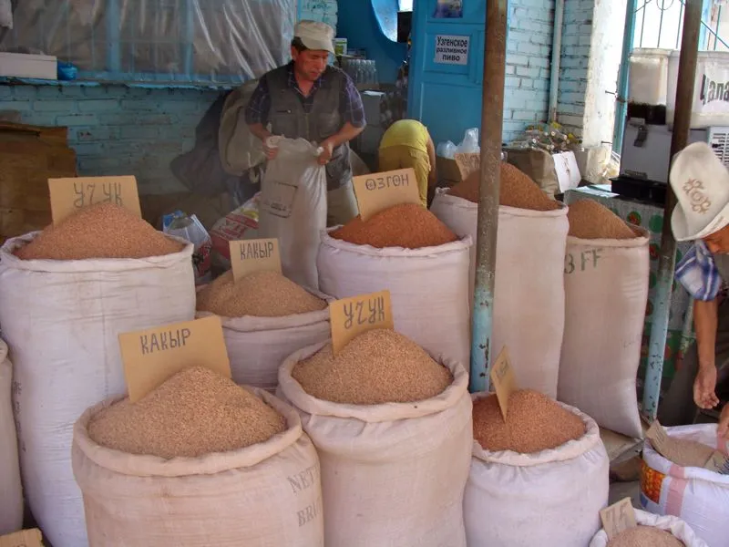 Özgön-Reis auf dem Bazar